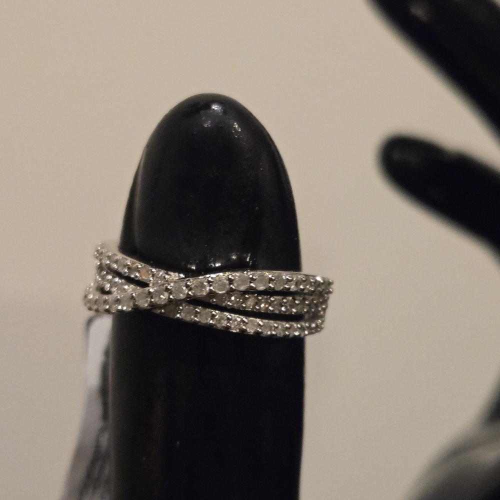 Brand new Diamond ring 0.47ct tw